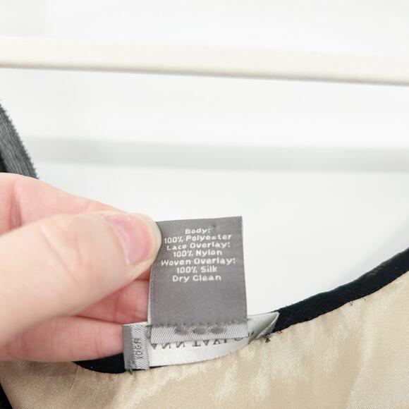 Ann Taylor Womens VTG Y2K Whimsigoth Overlay Silk and‎ Eyelash Lace Cami Tank 14 - Picture 6 of 9